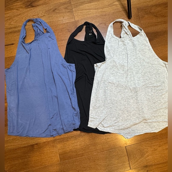 NWOT OFFLINE BY AERIE Tank Set - Picture 2 of 9